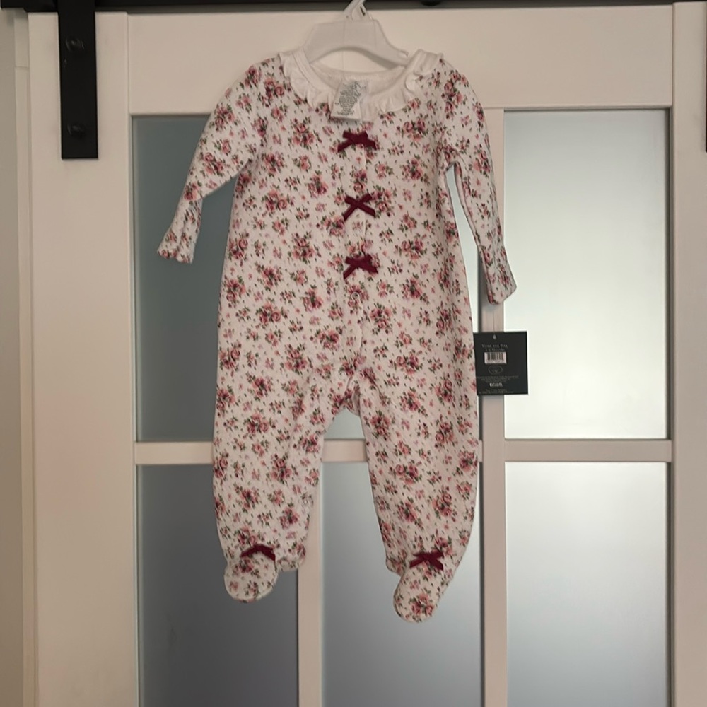 Floral footie